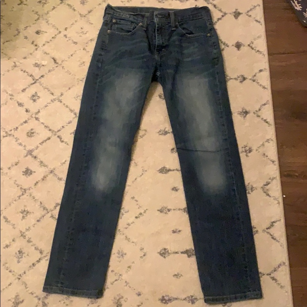 Dark blue Levi jeans (barely worn)